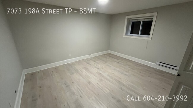 Photo du bâtiment - Spacious 2 Bedroom Suite in Langley