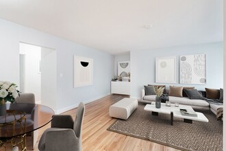 Eagle Rock Apartments at Nesconset photo'