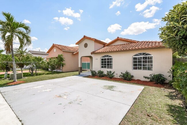 Foto del edificio - 14936 SW 39th St