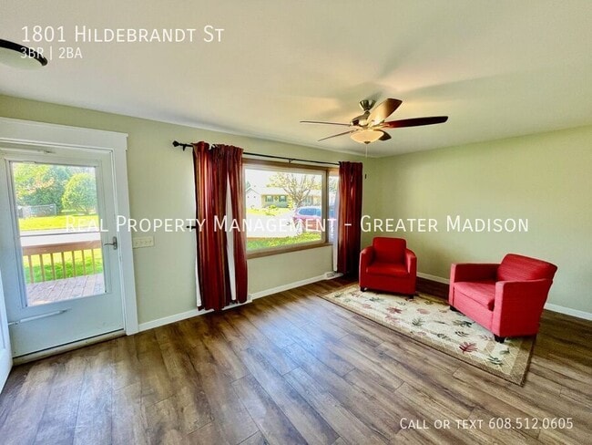 Building Photo - 1801 Hildebrandt St