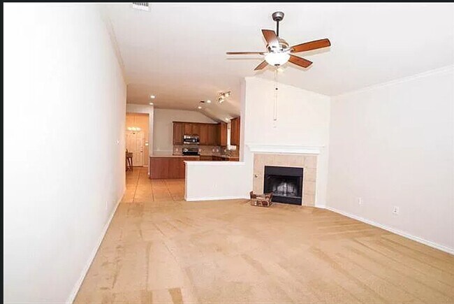 Building Photo - 1820 Ringtail Dr