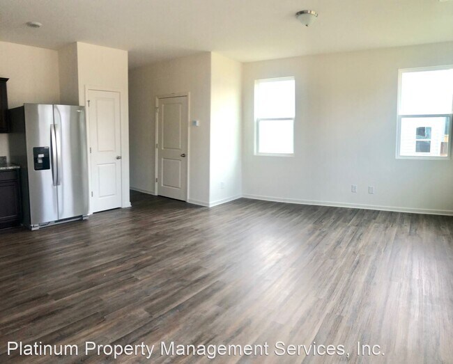 Building Photo - 3 br, 2.5 bath House - 225 Grand Central Way