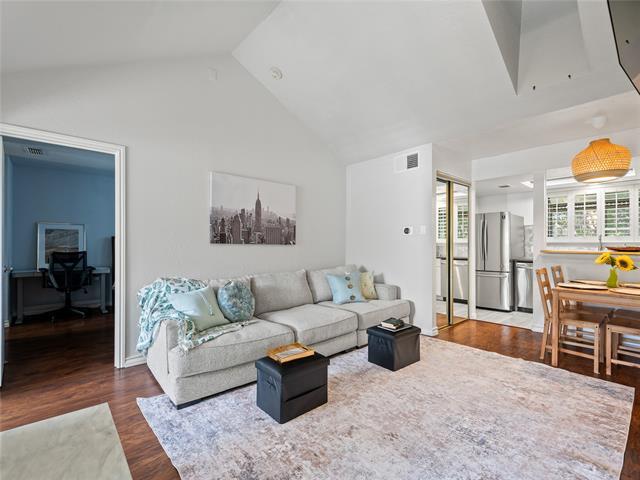 Foto del edificio - 6220 Bentwood Trail