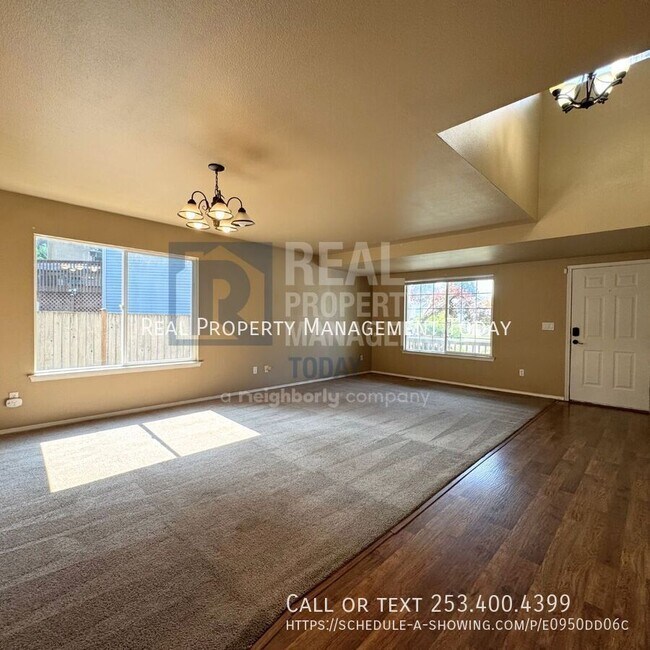 Foto del edificio - 13001 111th Ave Ct E