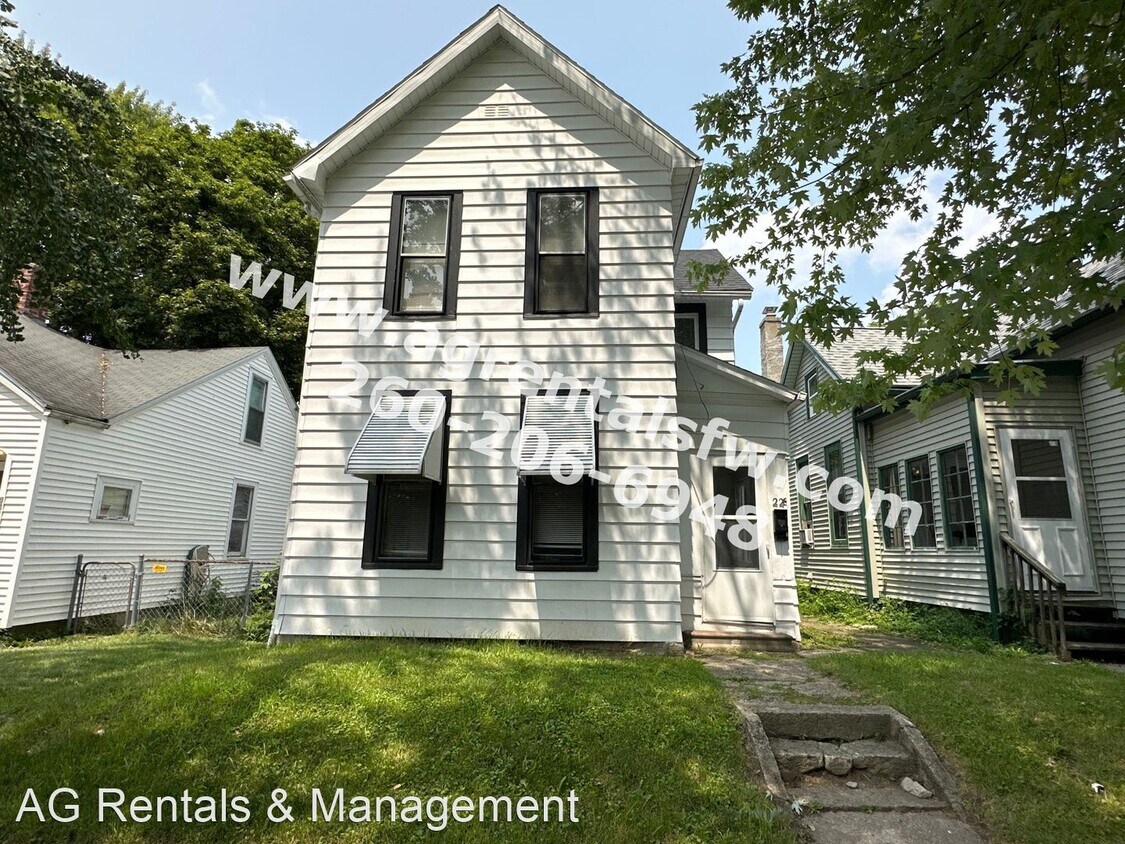 Primary Photo - 3 br, 2 bath House - 228 W Leith St