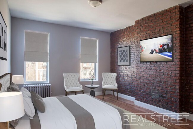 Foto del edificio - 1 Bedroom Apartment in Crown heights with ...