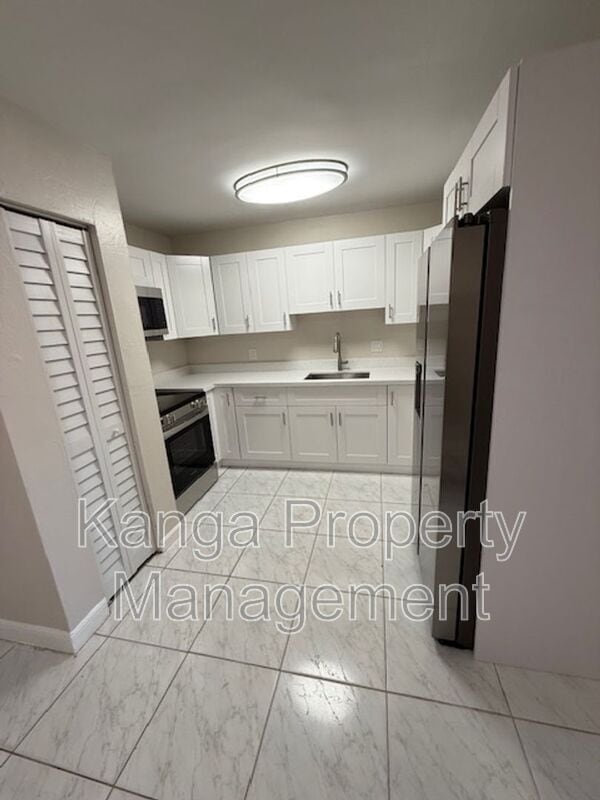 Photo - 7750 SW 10th Ct Apartment