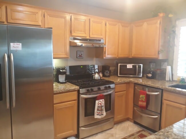 Foto del edificio - Gorgeous home in Tustin Ranch