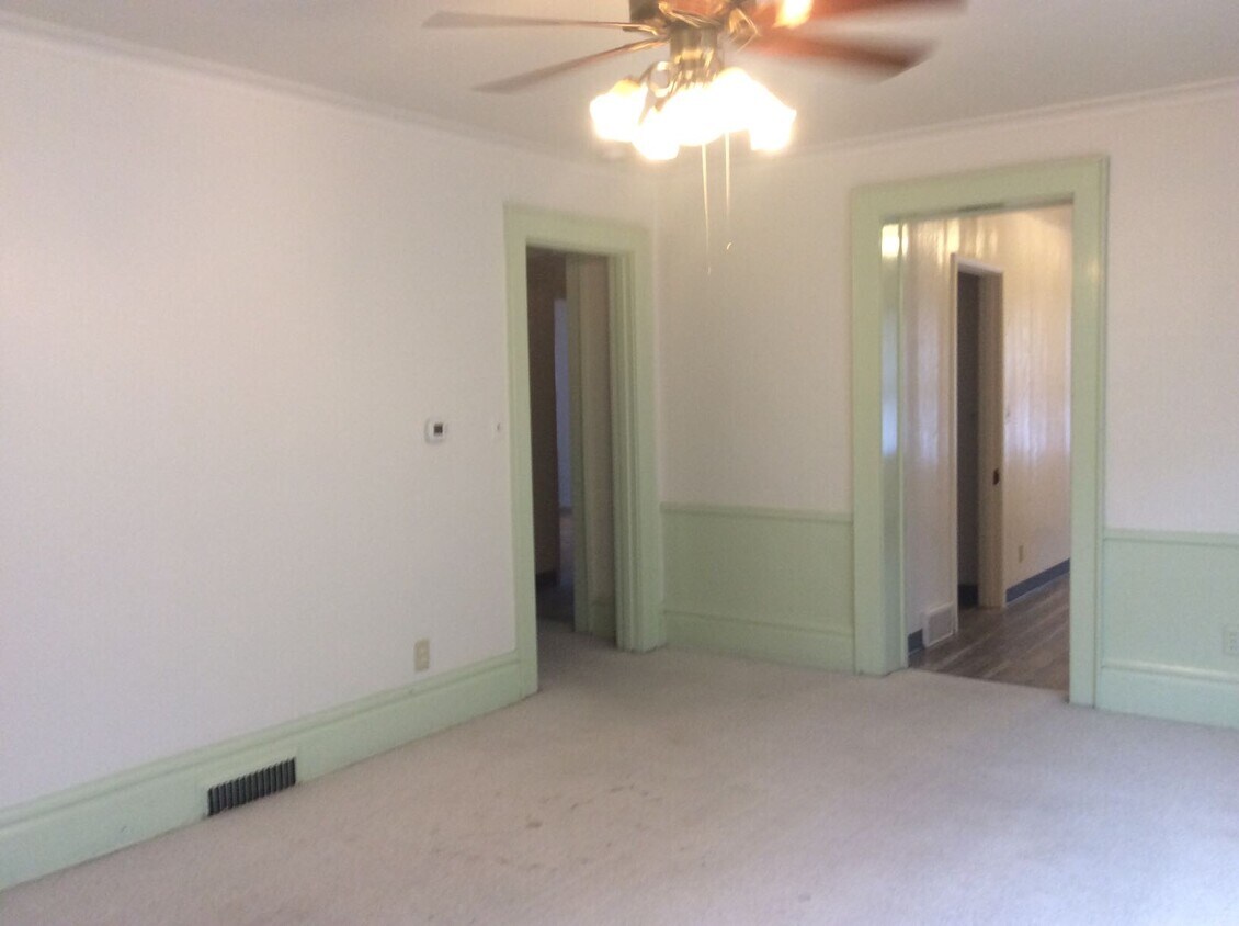 Primary Photo - 314 N Clinton St