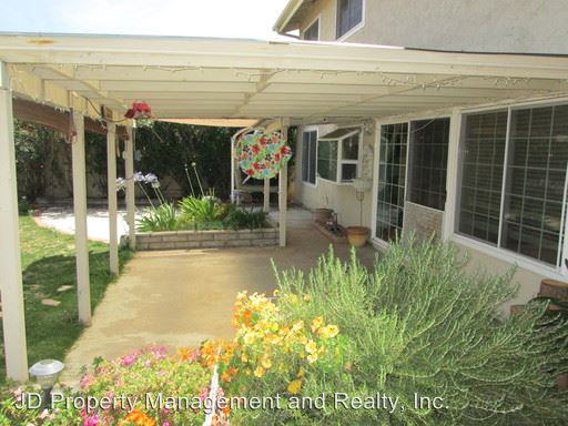 Building Photo - 1935 Jasmine St