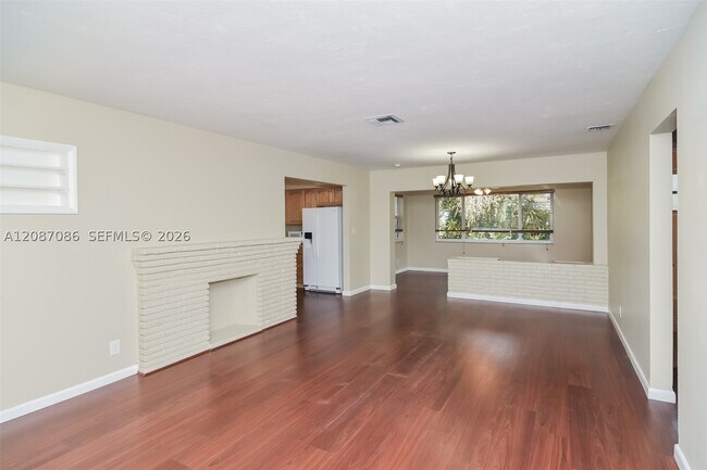 Foto del edificio - 3141 SW 17th St