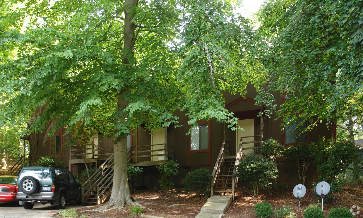 Primary Photo - 4818-4824 Cornwall Pl
