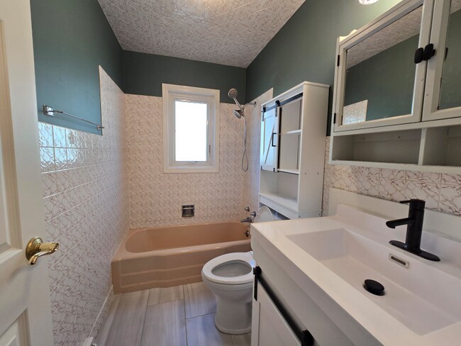 Foto del edificio - 705 Decatur St