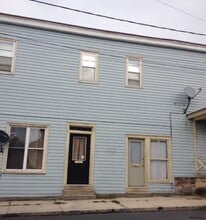 Building Photo - 5 N Washington St