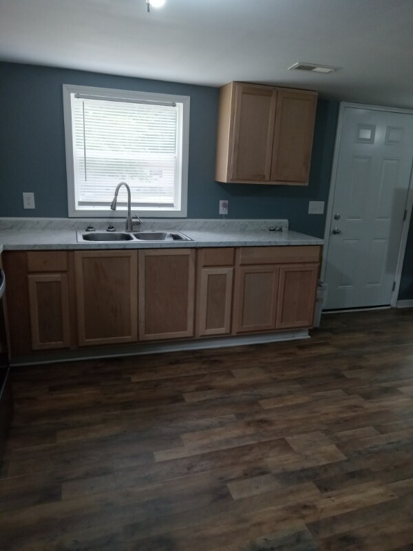 Foto del edificio - 55 Deacon Ln