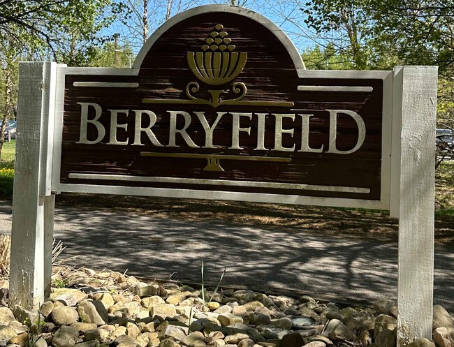 Ber;ryfield Condos Consist of 4 Bldgs. - 400 Berryfield Ln