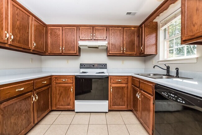 Foto del edificio - 4371 Shadow Ridge Dr