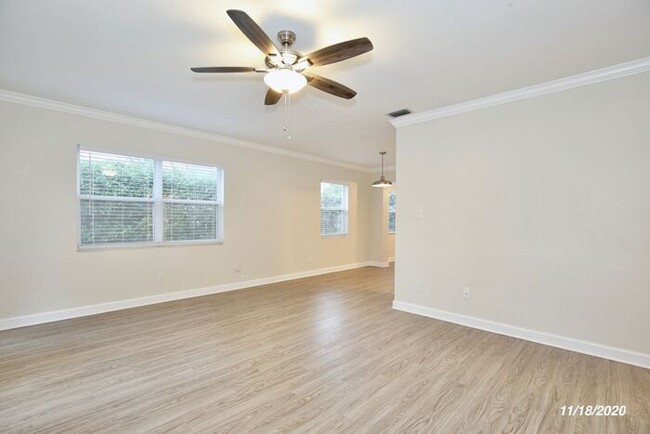 Foto del edificio - Beautiful 3/2 Home - College Park, Orlando...