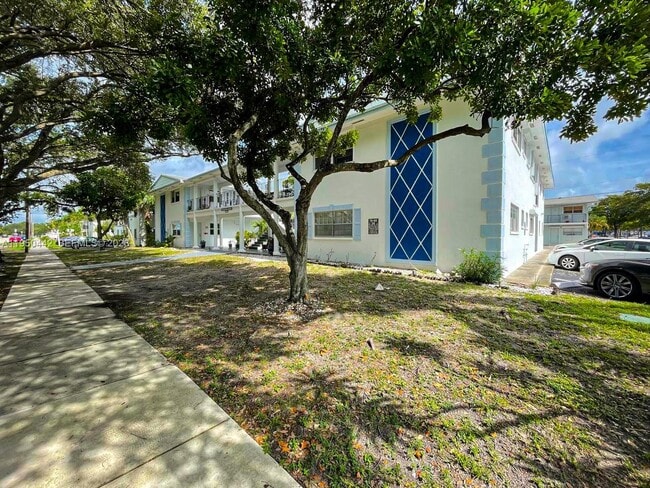 Foto del edificio - 3515 Van Buren St