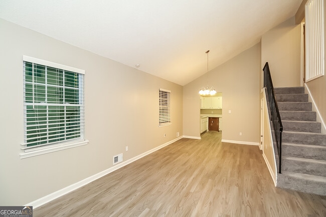 Foto del edificio - 6745 Buckhurst Trail