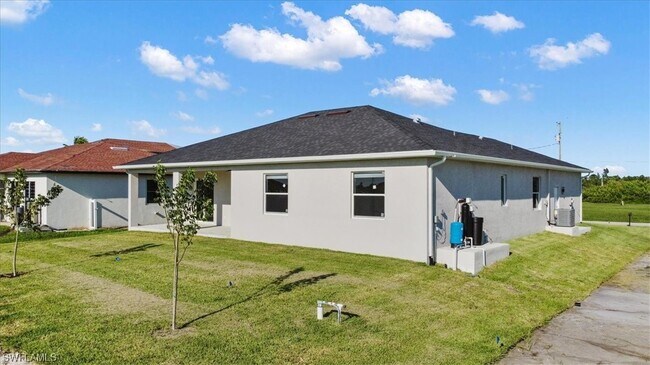 Foto del edificio - 4335 NW 32nd Terrace