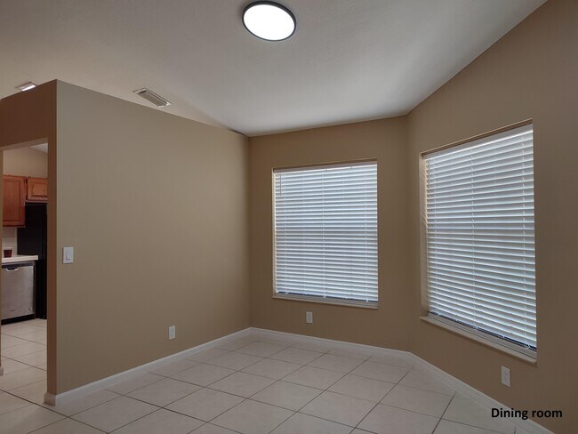 Foto del edificio - 3826 Circle Lake Dr