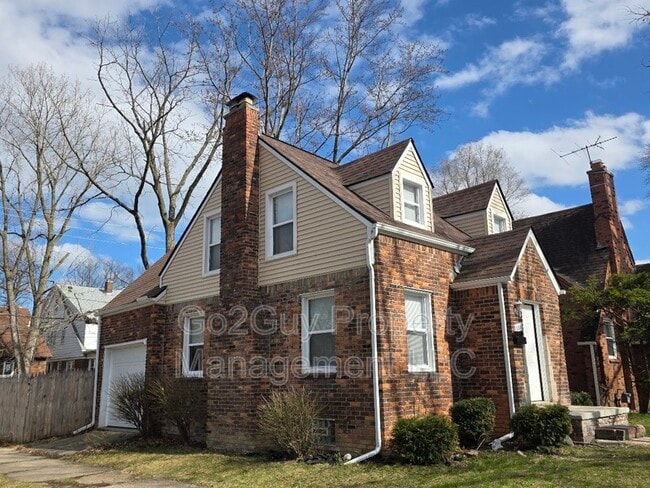 Foto del edificio - 5316 Buckingham