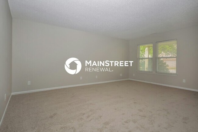 Building Photo - 4 Bedroom Pet-Friendly Home in Plainfield, IN with Main Street Renewal