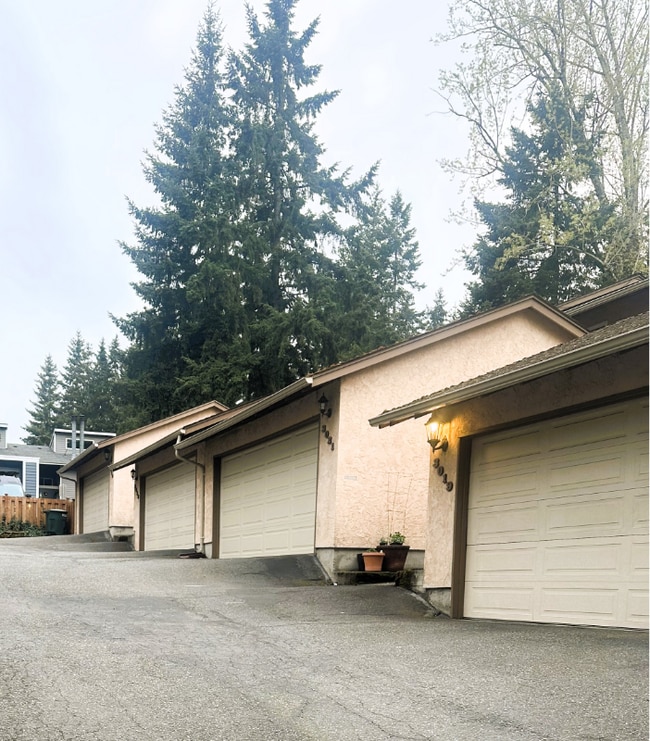 Building Photo - 3019 128th Ave SE