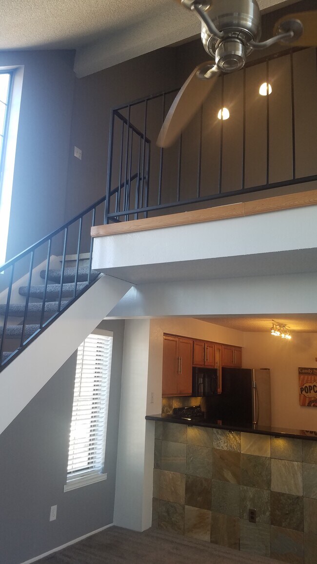 Foto del edificio - 4806 E Kentucky Ave