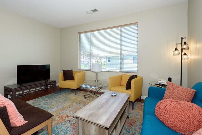 Foto del edificio - 2226 Birds Nest Ln