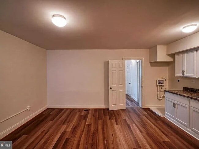 Building Photo - 1266 Meigs Pl NE