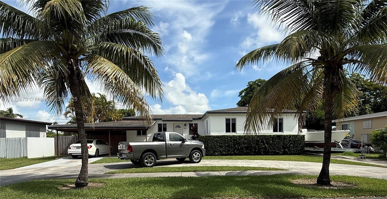 Primary Photo - 8331 SW 31st St