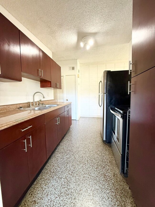 Foto del edificio - 2207 Vine St