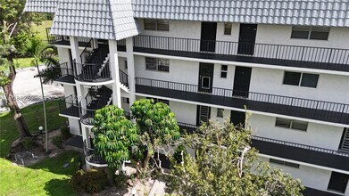 Building Photo - 3360 Spanish Moss Terrace