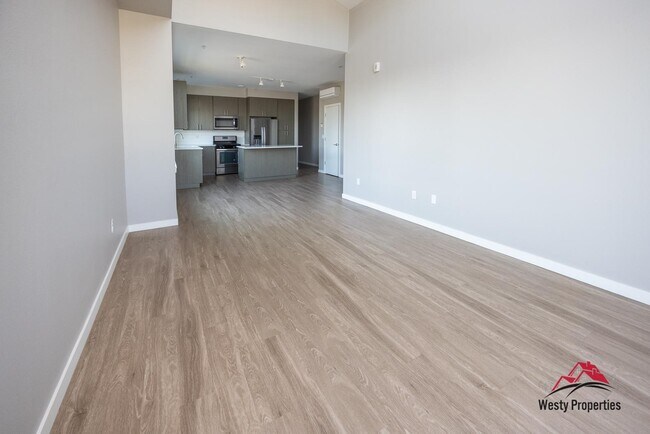 Building Photo - 110 N Blandena St