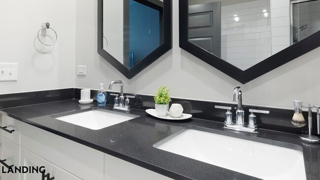 Building Photo - 2550 Blackmon Dr