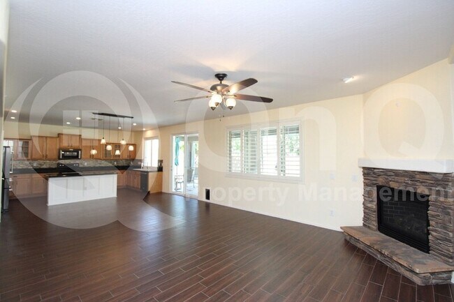 Foto del edificio - 4495 S Carmalita Ct