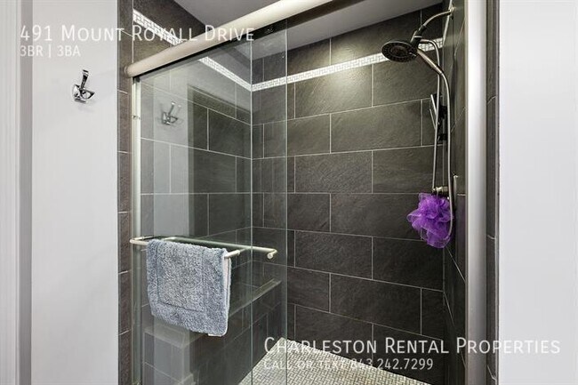 Building Photo - 491 Mt Royall Dr