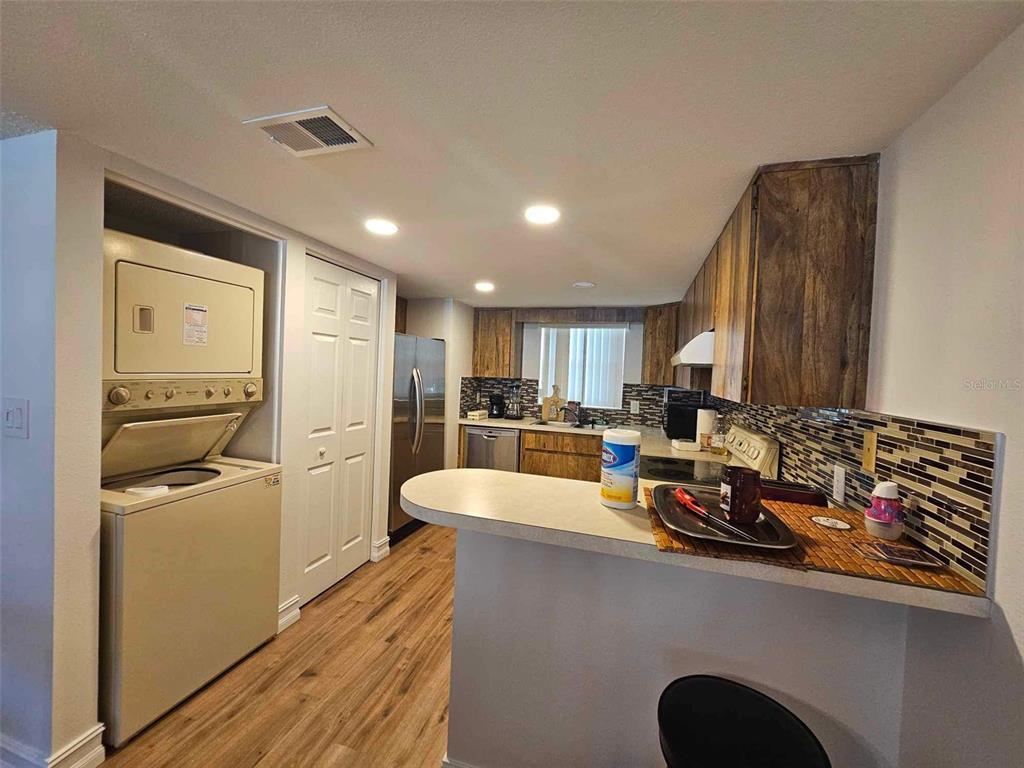 12300 Park Blvd Unit 111, Seminole, FL 33772 Room for Rent in Seminole, FL