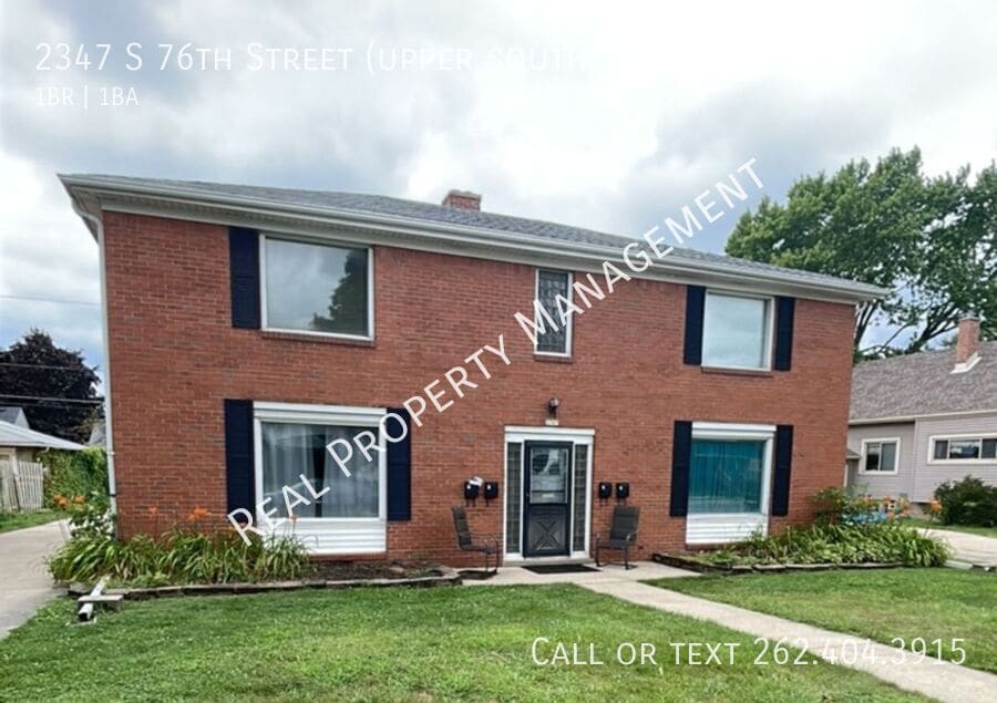 Primary Photo - 2347 S 76th St