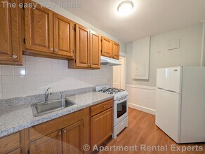 Building Photo - 156-158 Summer St Unit #109