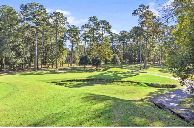 Building Photo - 9015 Eagles Ridge Dr