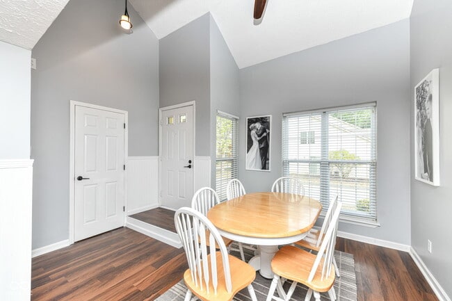 Building Photo - 2502 Chaseway Ct