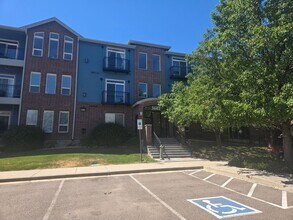 Building Photo - 3601 E 103rd Cir
