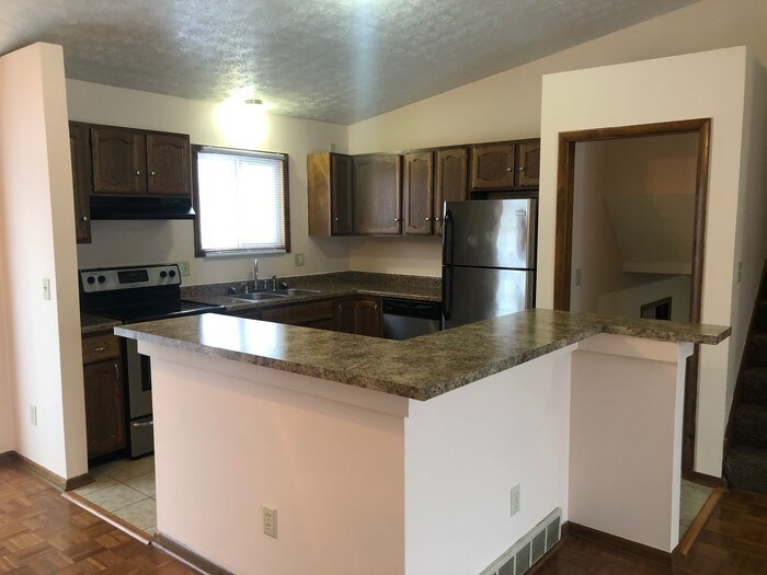Foto principal - Large Home Great For Entertaining!