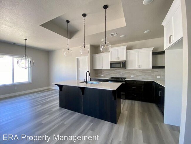 Foto del edificio - 3 br, 2 bath House - 140 N Strathmore Ln