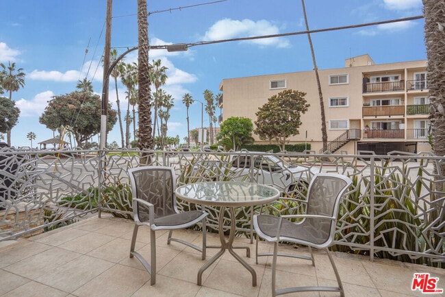 Foto del edificio - 2101 Ocean Ave