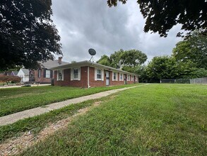 Building Photo - 729 N Upland Ave