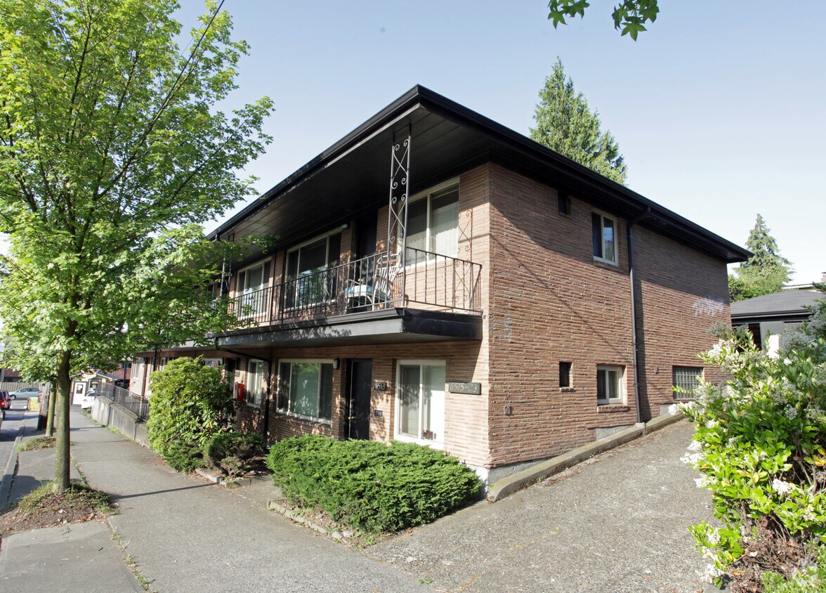 Building Photo - 6519 15th Ave NW